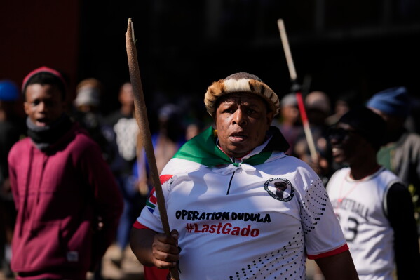Violence Mars South Africa Anti-Migrant Protest as Three Foreign Nationals Are Injured
