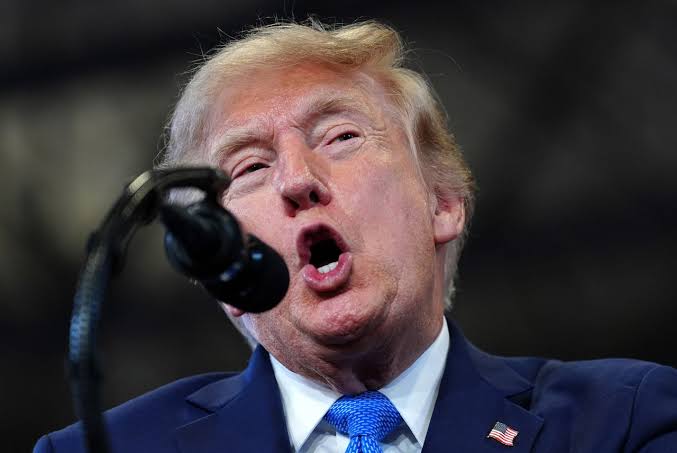 Trump Turns Up Pressure on Oman With Bombing Threat Over Iran Deal