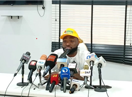 Davido’s Osun Claim: ‘I Defeated 17 Governors With Just My Phone’
