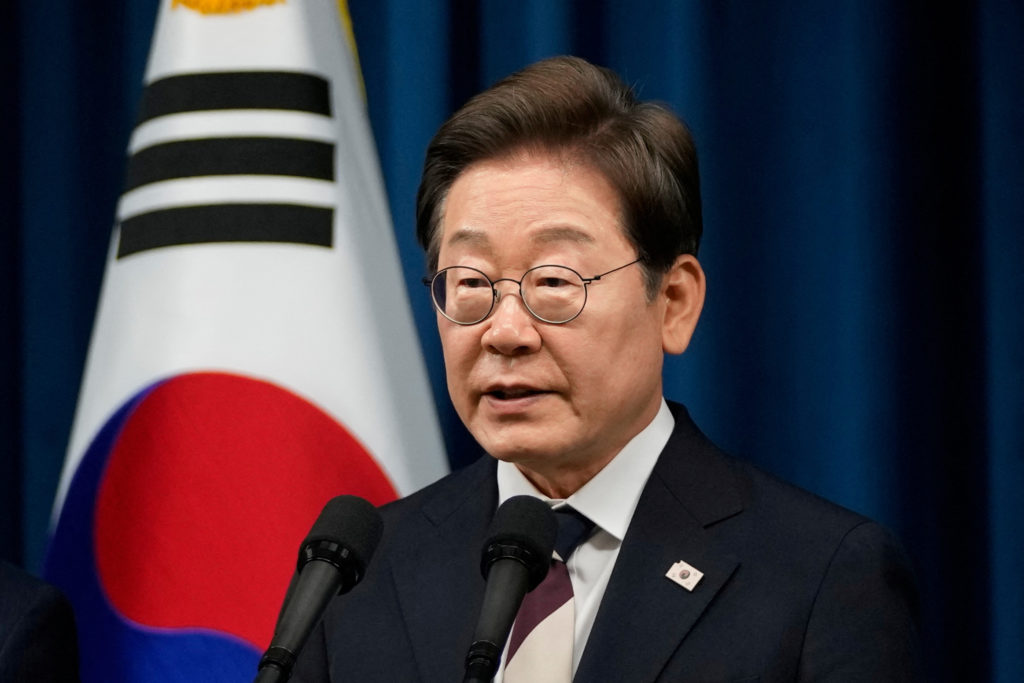 South Korea Opens PR Shortcut for Foreigners Who Already Master Korean