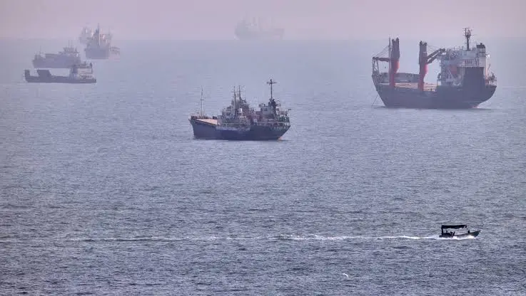 UAE Suspends Trade With Iran After Detecting Missiles Targeting Maritime Traffic