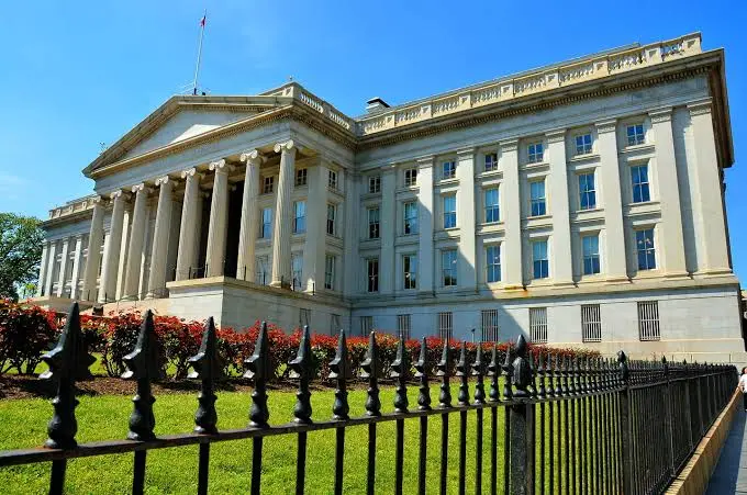 US National Debt Hits Historic $40 Trillion for the First Time