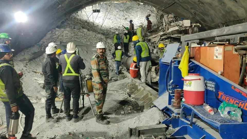 Glacier Collapse Warning Deepens Nepal–China Flood Disaster as Death Toll Tops 1,000