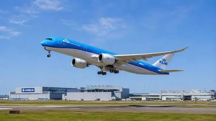 KLM’s First Airbus A350 Completes 90-Minute Maiden Flight