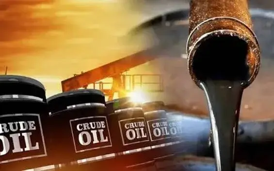 Crude at $100: Nigeria Set for Bigger Oil Earnings as Petrol Fears Grow