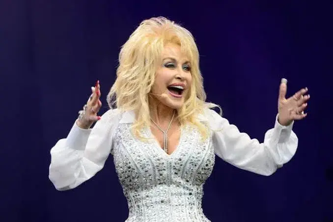 Nashville International Airport to Be Renamed After Dolly Parton