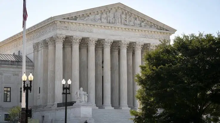 Supreme Court Blocks Trump's Mail-In Voting Plan Ahead of US Midterm Elections