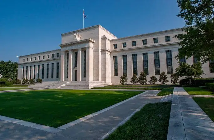 U.S. Federal Reserve Hikes Rates to 3.75%–4.00% as Inflation Persists