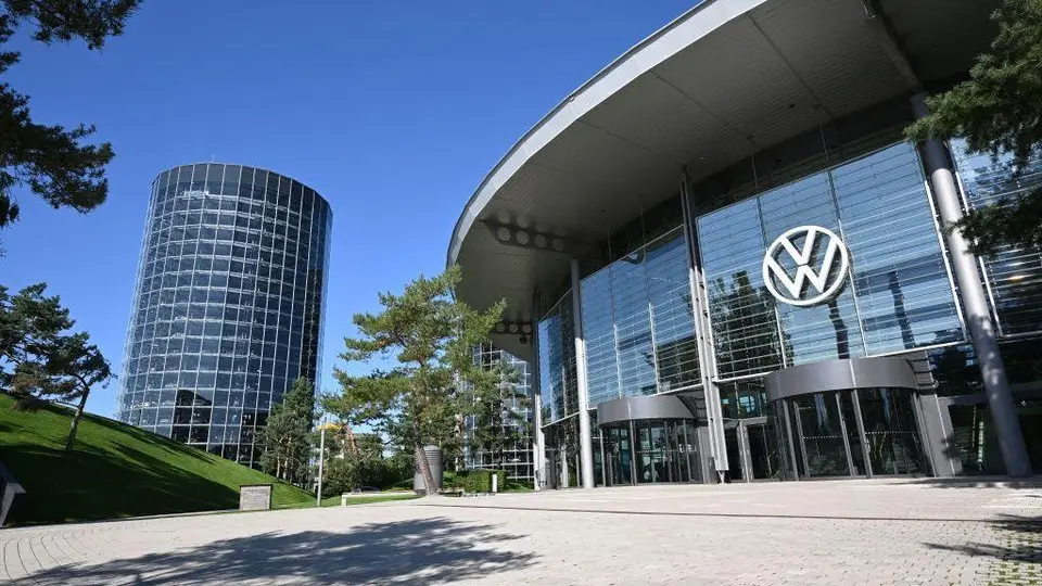Porsche to Cut 4,100 Jobs as Volkswagen Expands Restructuring Drive