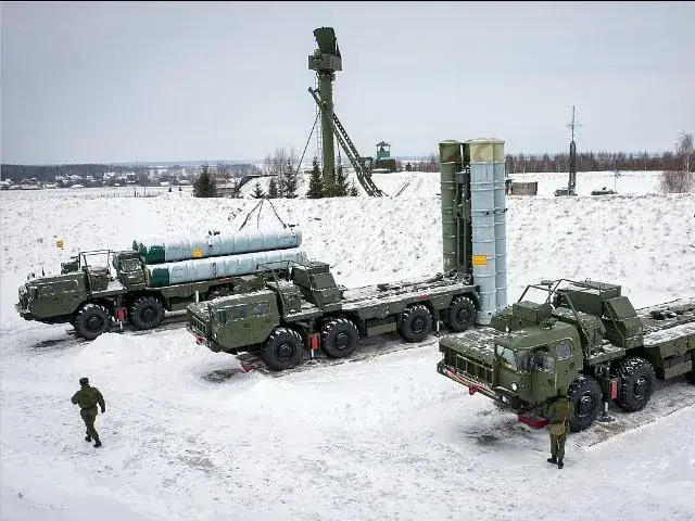 Ukraine Drone Attack Kills Two in Moscow Region as Russia Says 450 Drones Shot Down