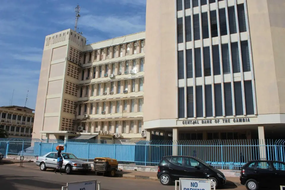 Gambia Orders Nigerian Banks to Replace Foreign Staff With Qualified Gambians