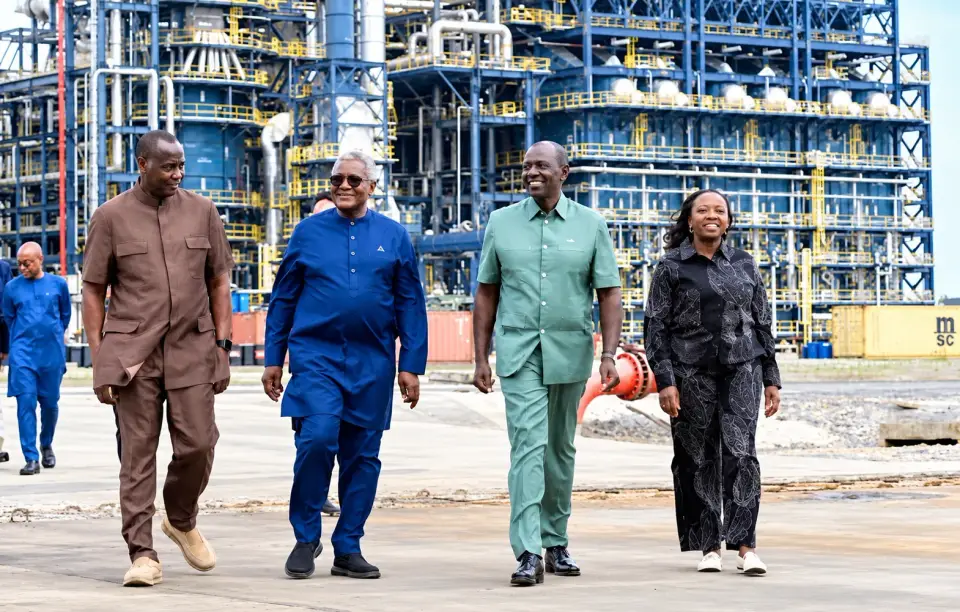 Kenya’s Ruto Tours Dangote Refinery Ahead of Lamu Refinery Launch