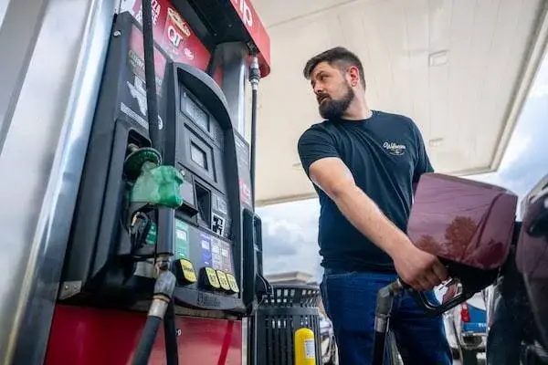 EU, G7 Move to Release Oil and Diesel Reserves as Fuel Prices Rise