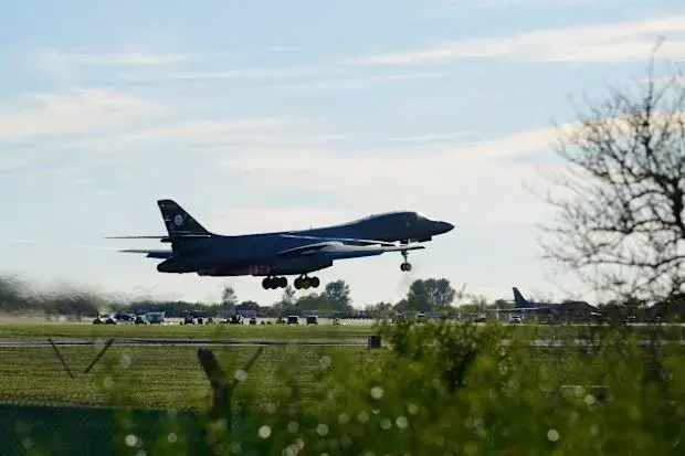 U.S. Pulls Bombers From UK Base After Suspected Terror Plot