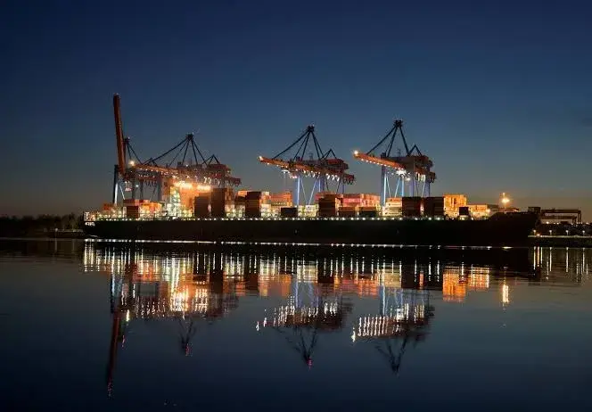 German Export Recovery Loses Steam as U.S. Trade Falls Sharply