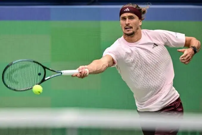 Alcaraz’s Shock Defeat Hands Zverev Year-End World No. 1 Crown