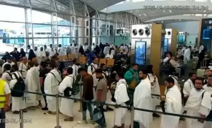 Airlines Cancel Saudi Arabia Flights After Deadly Attacks on Riyadh Airport