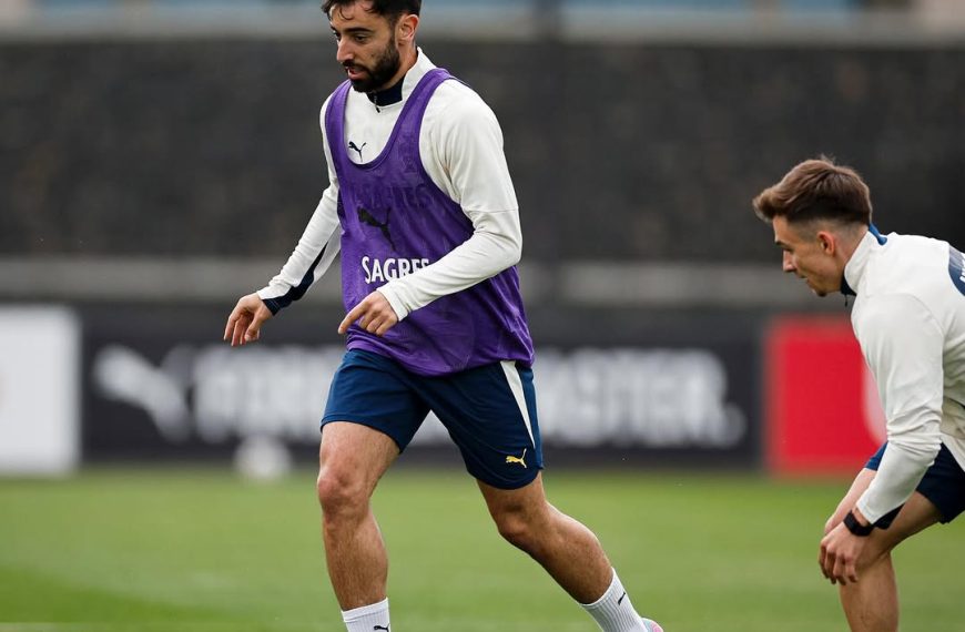 Bruno Fernandes Rejects £700k-A-Week Saudi Offer To Stay At Struggling Manchester United